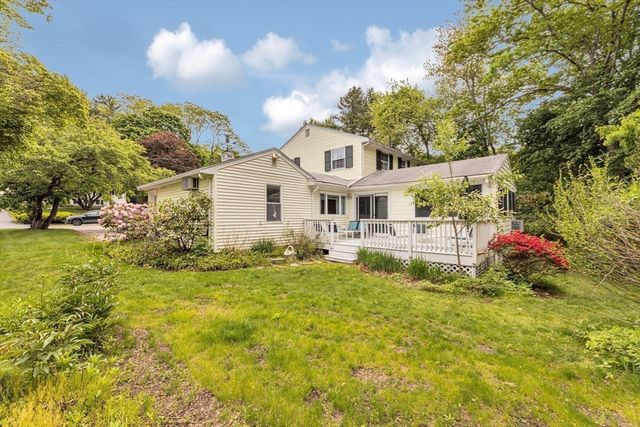 4 Old Wood Road, Framingham, MA 01701