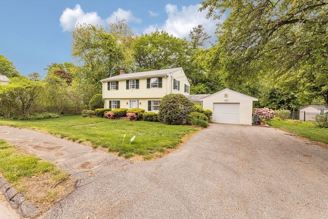 4 Old Wood Road, Framingham, MA 01701