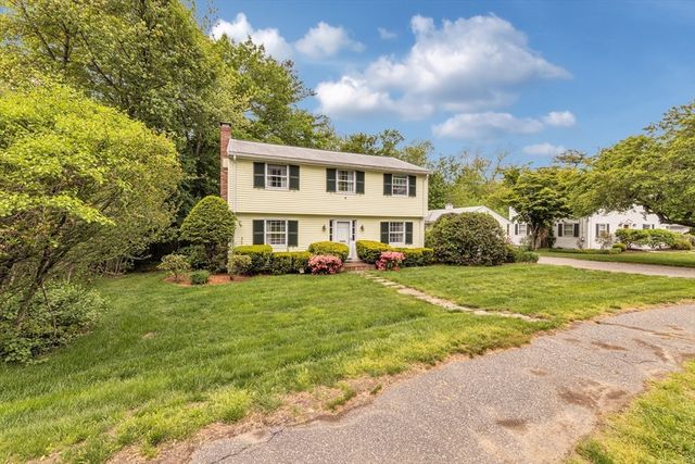 4 Old Wood Road, Framingham, MA 01701