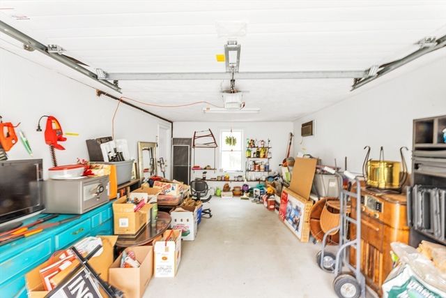 4 Old Wood Road, Framingham, MA 01701