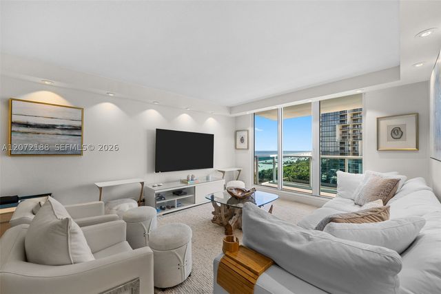 2301 Collins Ave 1007, Miami Beach, FL 33139