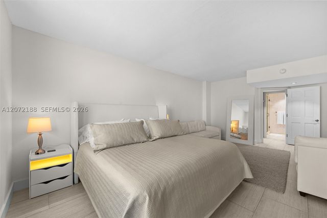 2301 Collins Ave 1007, Miami Beach, FL 33139