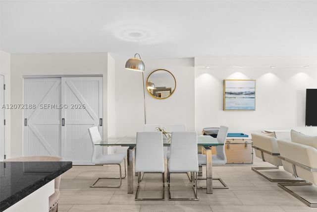 2301 Collins Ave 1007, Miami Beach, FL 33139