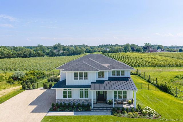 1135 Wildberry Lane, Southold, NY 11971