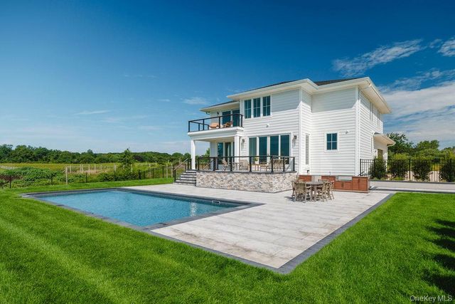1135 Wildberry Lane, Southold, NY 11971