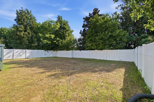234 Putter Point Dr, Gallatin, TN 37066