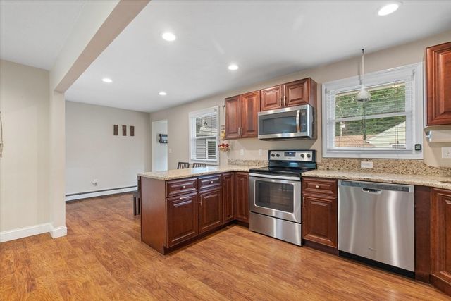 19 Richard Avenue, West Boylston, MA 01583