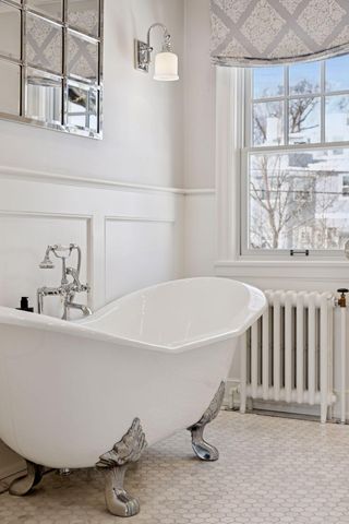 2116 W Lake Of The Isles Parkway, Minneapolis, MN 55405