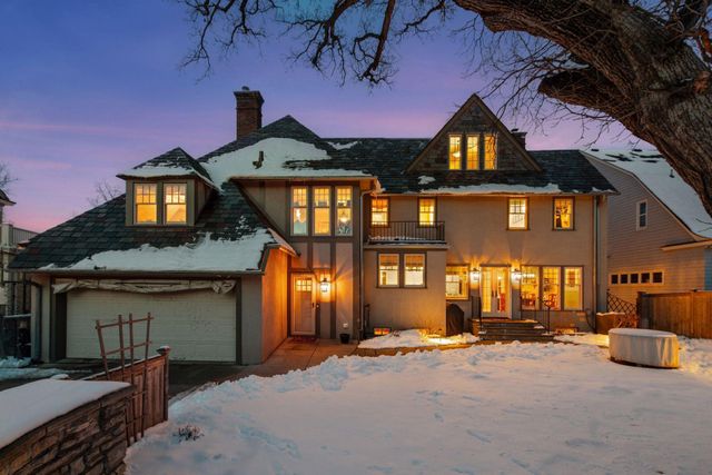 2116 W Lake Of The Isles Parkway, Minneapolis, MN 55405