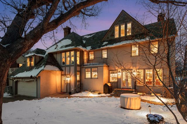 2116 W Lake Of The Isles Parkway, Minneapolis, MN 55405