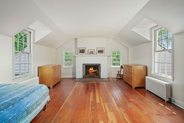 30128 N Saint Marys Road, Libertyville, IL 60048