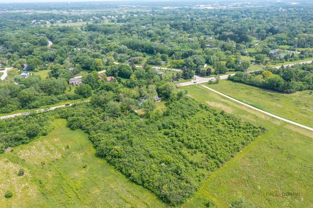 30128 N Saint Marys Road, Libertyville, IL 60048