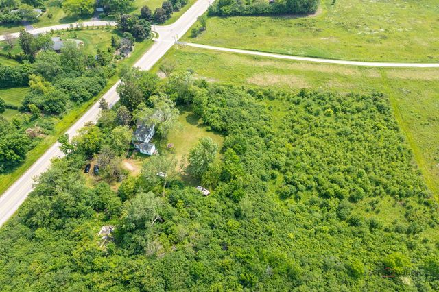 30128 N Saint Marys Road, Libertyville, IL 60048