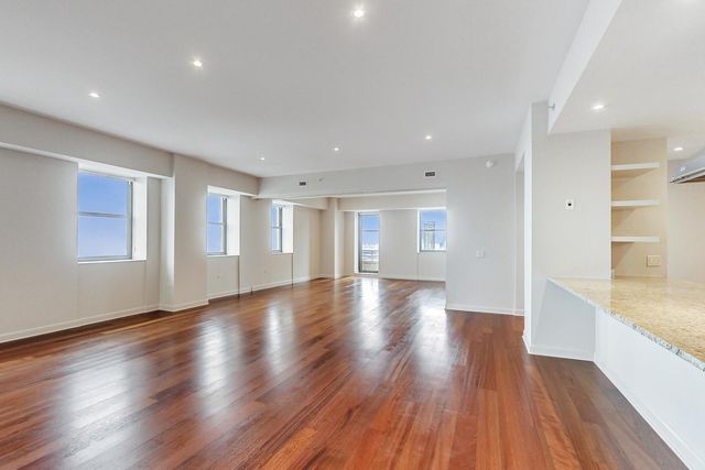 310 S Michigan Avenue 2800, Chicago, IL 60604