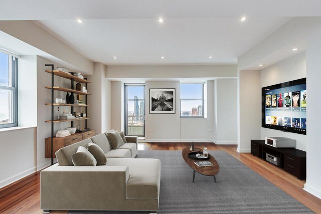 310 S Michigan Avenue 2800, Chicago, IL 60604