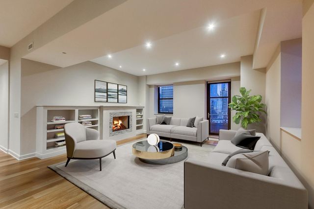 310 S Michigan Avenue 2800, Chicago, IL 60604
