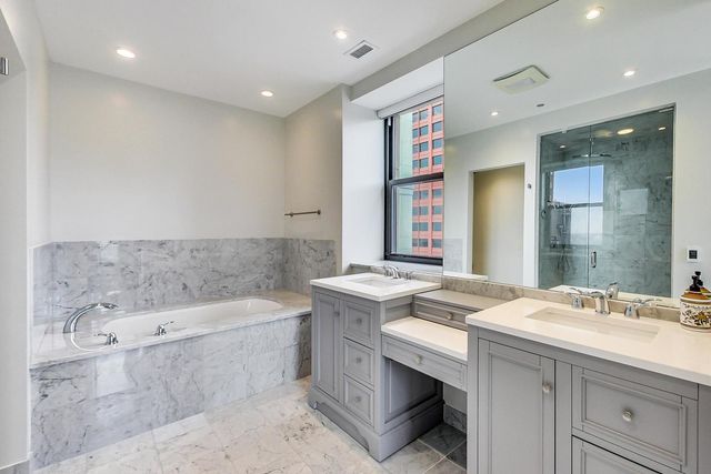 310 S Michigan Avenue 2800, Chicago, IL 60604