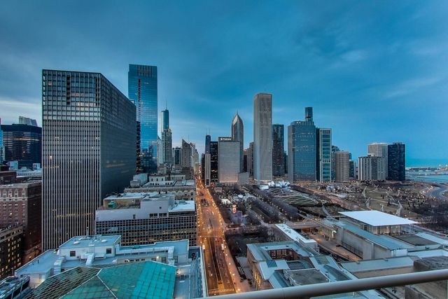 310 S Michigan Avenue 2800, Chicago, IL 60604