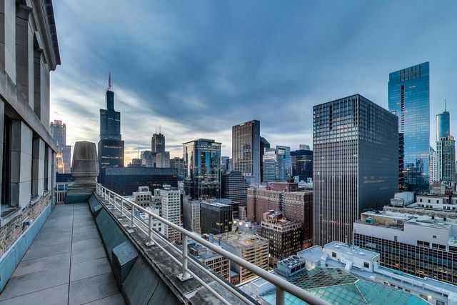 310 S Michigan Avenue 2800, Chicago, IL 60604