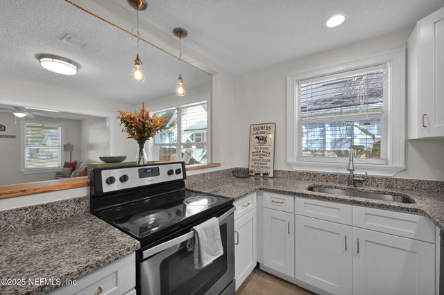 4024 DELLWOOD Avenue, Jacksonville, FL 32205