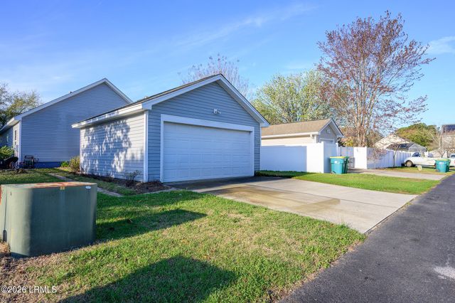 16 5th Avenue, Bluffton, SC 29910