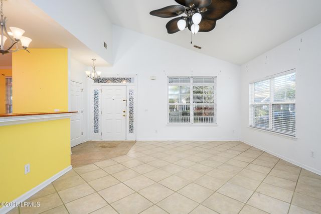 16 5th Avenue, Bluffton, SC 29910