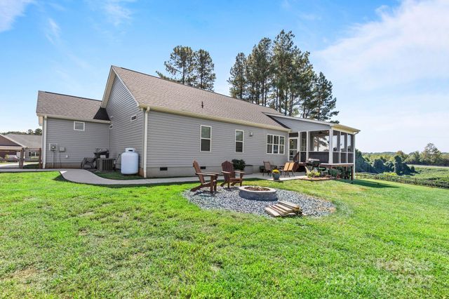 198 Castle Pines Lane, Statesville, NC 28625