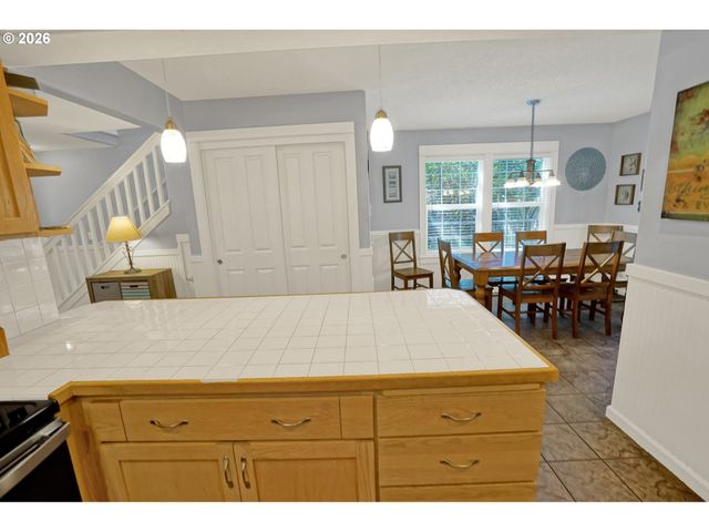 265 BUNCHBERRY Way, Depoe Bay, OR 97341