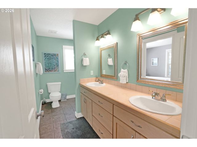 265 BUNCHBERRY Way, Depoe Bay, OR 97341
