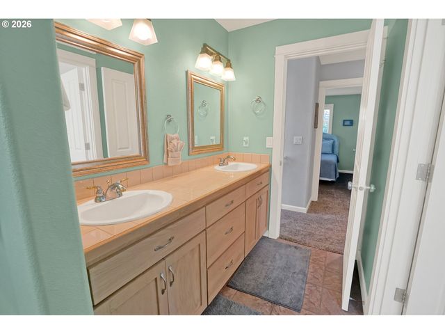 265 BUNCHBERRY Way, Depoe Bay, OR 97341