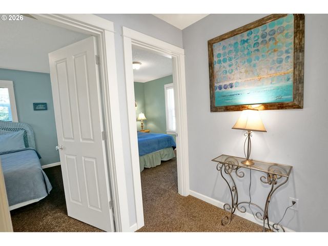 265 BUNCHBERRY Way, Depoe Bay, OR 97341