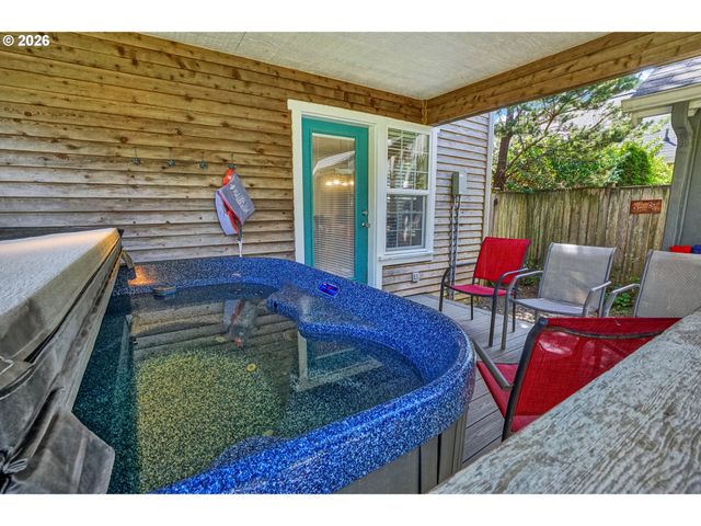 265 BUNCHBERRY Way, Depoe Bay, OR 97341