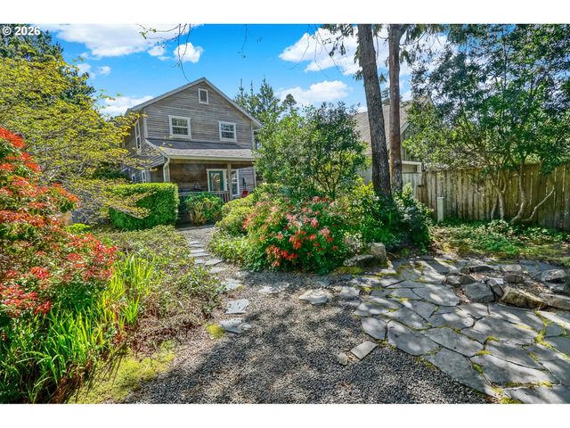265 BUNCHBERRY Way, Depoe Bay, OR 97341