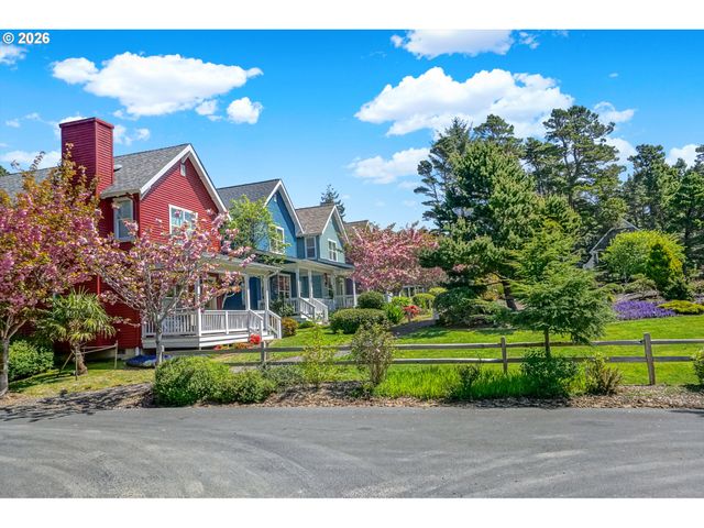265 BUNCHBERRY Way, Depoe Bay, OR 97341