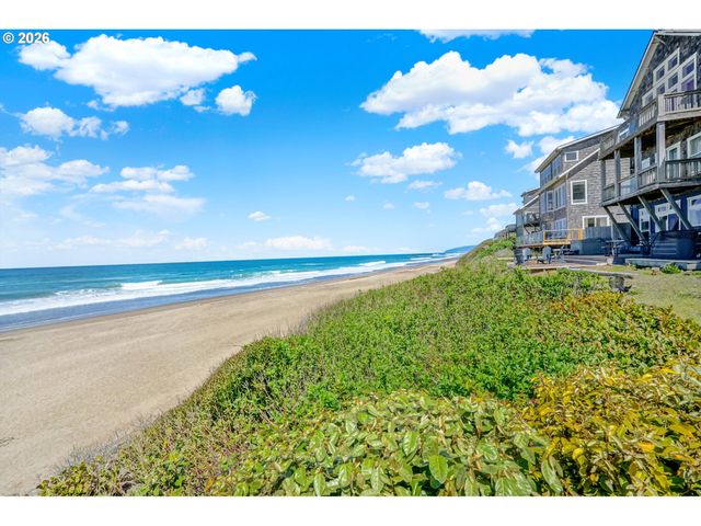 265 BUNCHBERRY Way, Depoe Bay, OR 97341
