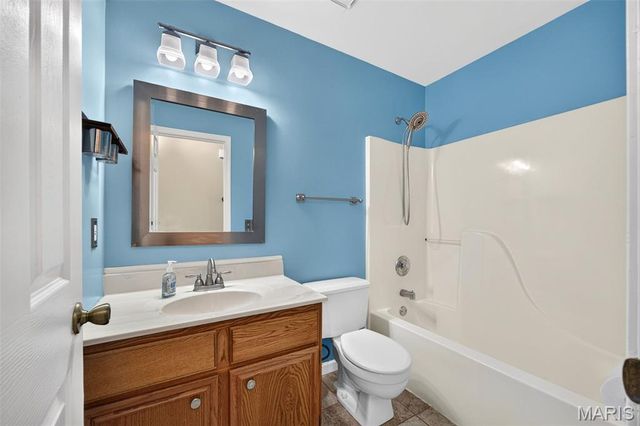 1281 Harvest Ridge Drive, St Charles, MO 63303