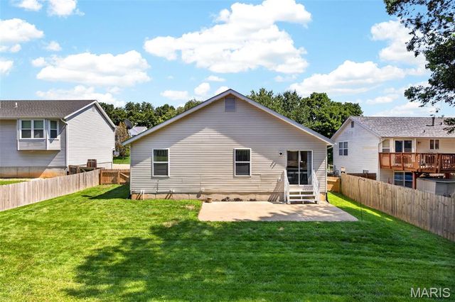 1281 Harvest Ridge Drive, St Charles, MO 63303