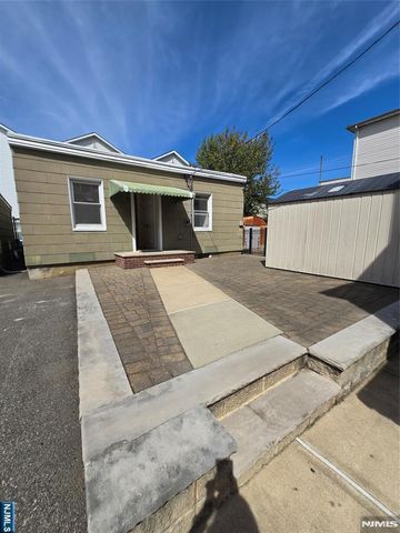 712-714 Warren Street 714 Rear, Harrison, NJ 07029