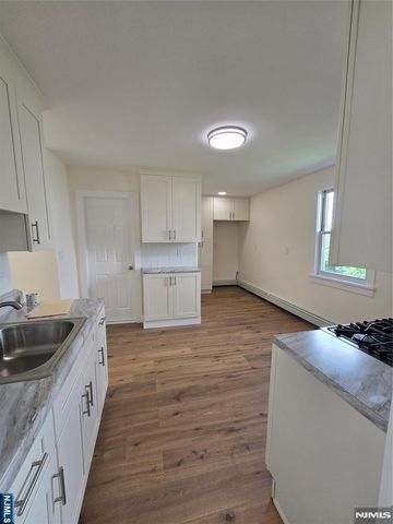 712-714 Warren Street 714 Rear, Harrison, NJ 07029
