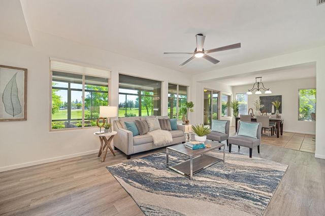 912 Castleberry Ln, Lincoln, CA 95648