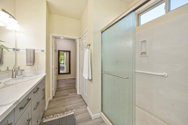 912 Castleberry Ln, Lincoln, CA 95648