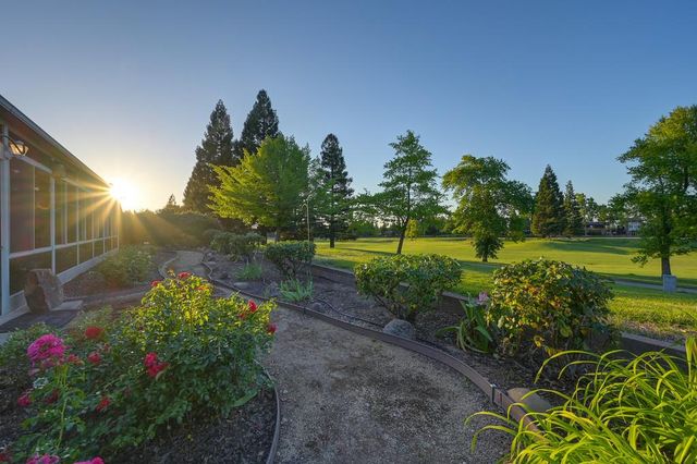 912 Castleberry Ln, Lincoln, CA 95648