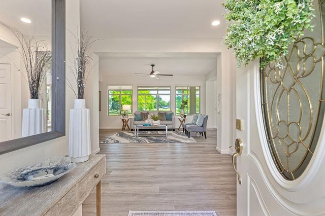 912 Castleberry Ln, Lincoln, CA 95648