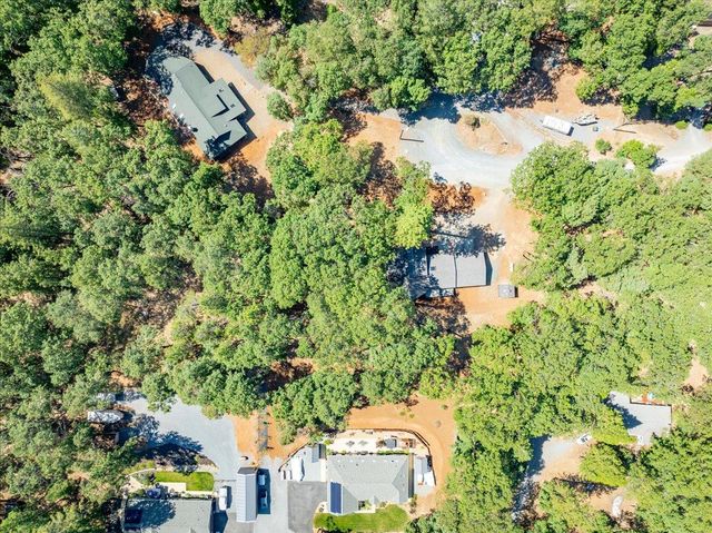5104 Crestline Dr, Foresthill, CA 95631