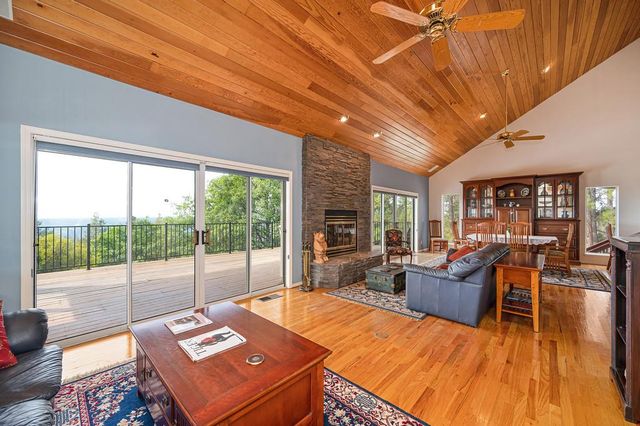 2358 Deer Ravine Ct, Cool, CA 95614