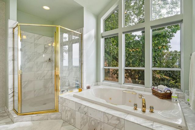 2358 Deer Ravine Ct, Cool, CA 95614