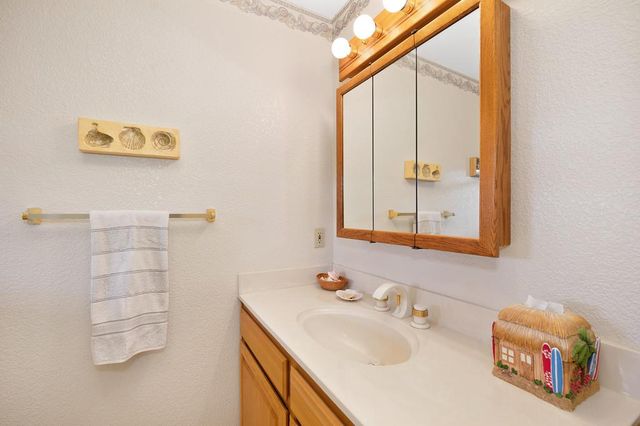 2358 Deer Ravine Ct, Cool, CA 95614