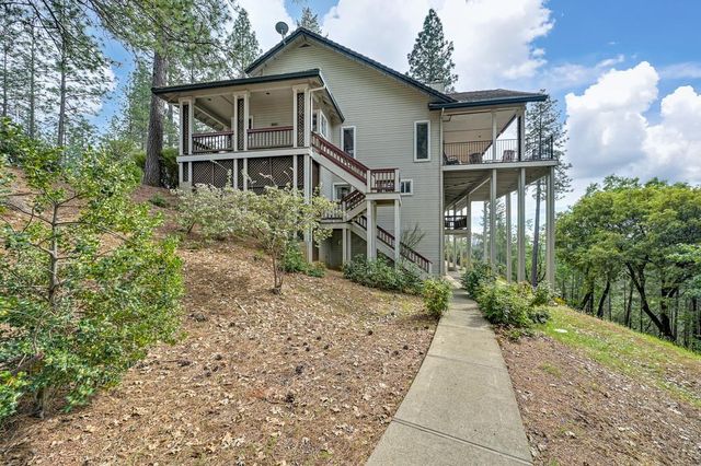 2358 Deer Ravine Ct, Cool, CA 95614