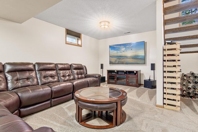 10810 Mississippi Boulevard NW, Coon Rapids, MN 55433
