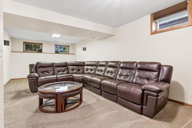 10810 Mississippi Boulevard NW, Coon Rapids, MN 55433